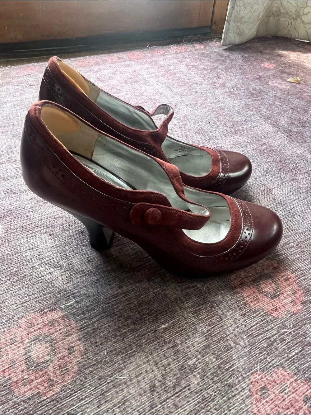 Jessica Simpson Women's Burgundy Mary Jane Heels